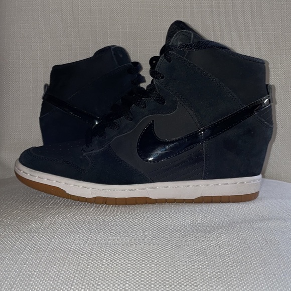 Nike Shoes - LIKE NEW Nike Dunk Sky Hi Gum W Sz 9